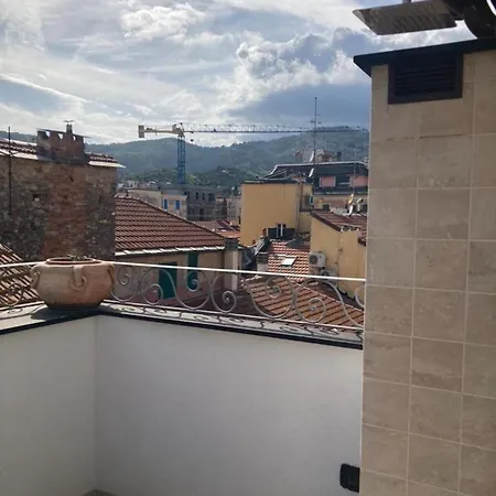 La Terrazza Sui Tetti Vakantiehuis *